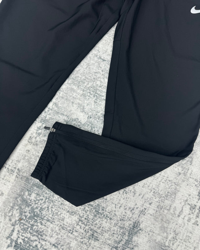 Nike Challenger Woven Bottoms - Black