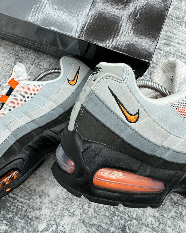 Nike Air Max 95 OG Bright Mandarin