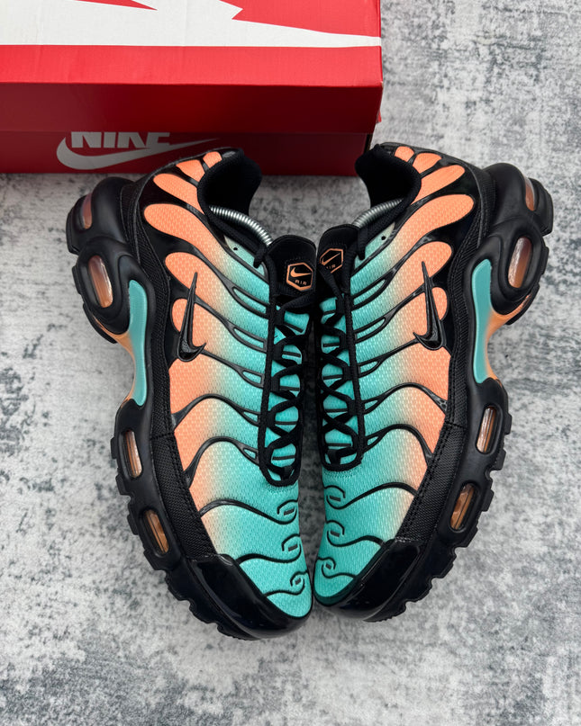 Nike Air Max TN Black/Aurora Green