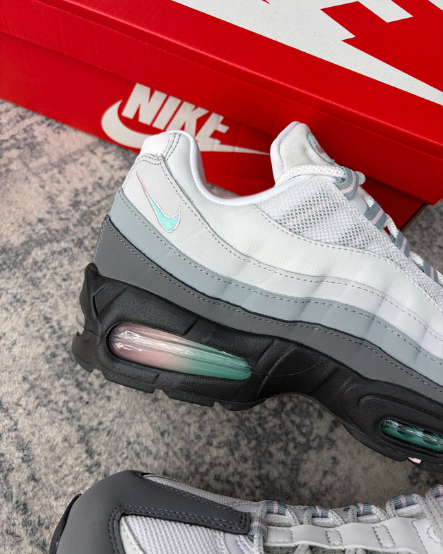 Nike Air Max 95 Big Bubble - Apple Pink
