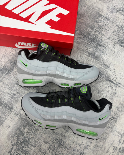 Nike Air Max 95 - Grey/Strike Green