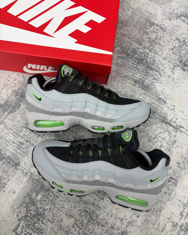 Nike Air Max 95 - Grey/Strike Green