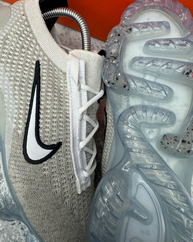 Nike Air Vapormax 2021 FK GS - White/Black