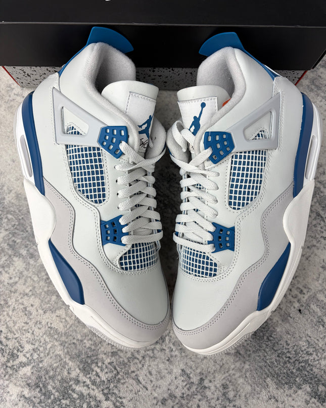 Air Jordan 4 - Military Blue