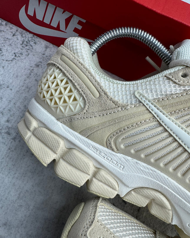 Nike Zoom Vomero 5 - Beach