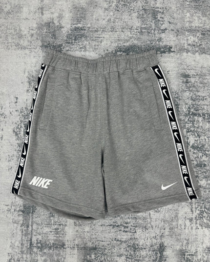 Nike Taped Logo Set - Grey White