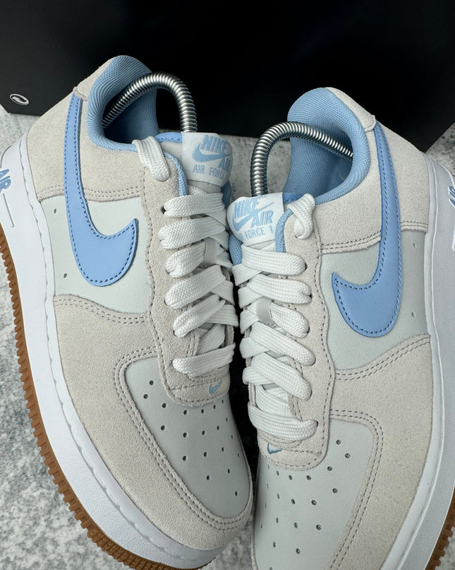 Nike Air Force 1 LV8 - Photon Dust/Blue
