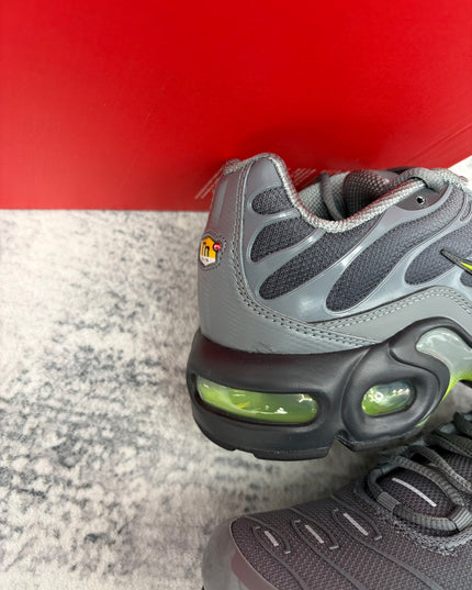 Nike Air Max TN GS - Smoke Grey Volt