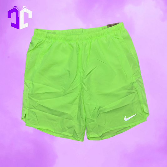 Nike Challenger Shorts - Ghost Green
