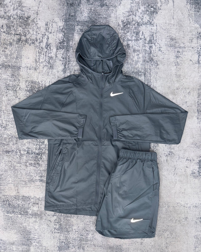 Nike Essential Challenger Set - Grey