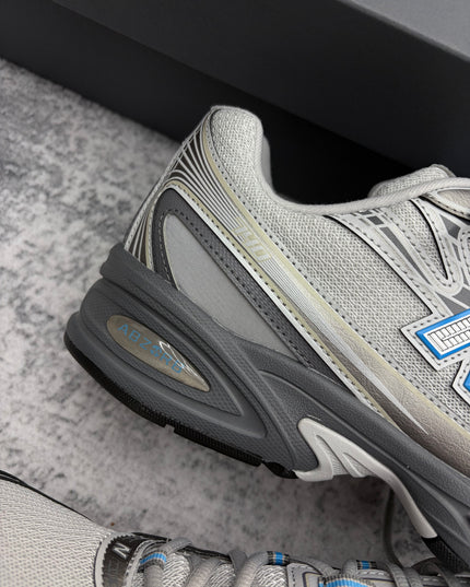 New Balance 740 - Grey/Blue