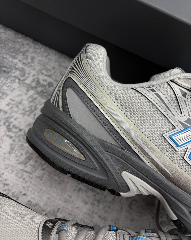 New Balance 740 - Grey/Blue