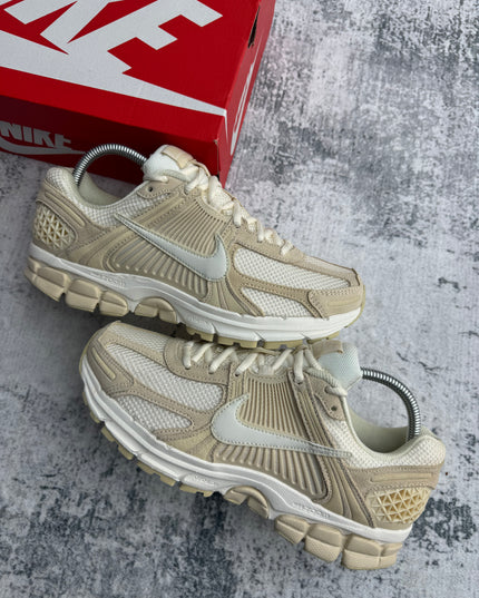 Nike Zoom Vomero 5 - Beach
