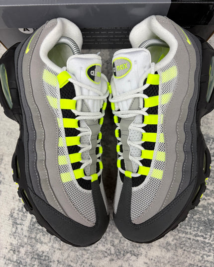 Pre Order: Nike Air Max 95 OG Big Bubble - Neon (2026)