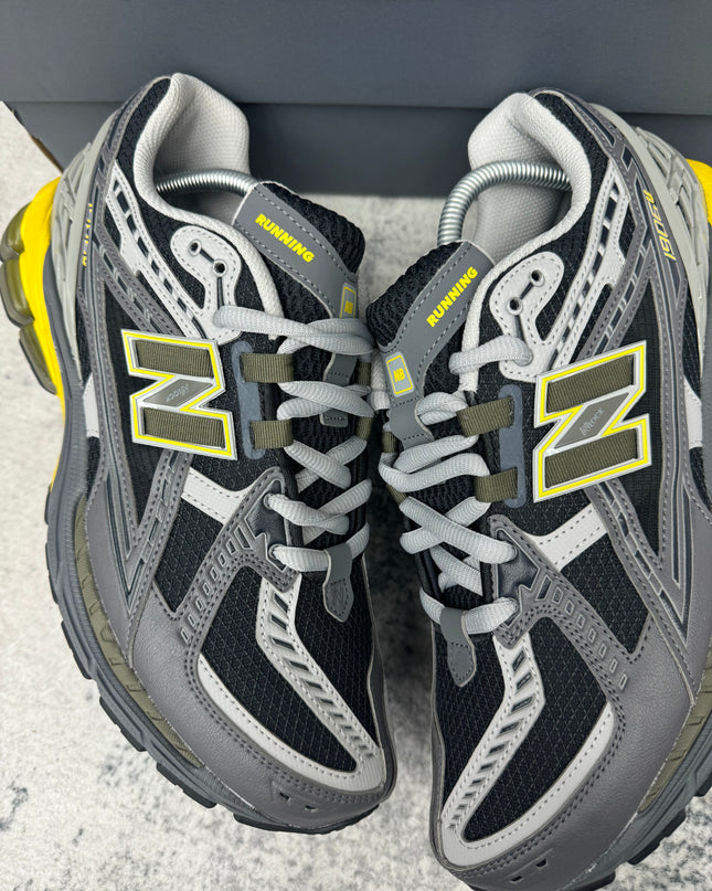 New Balance 1906U - Charcoal Yellow
