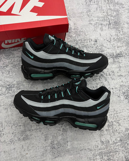 Nike Air Max 95 - Black Jade Jewel