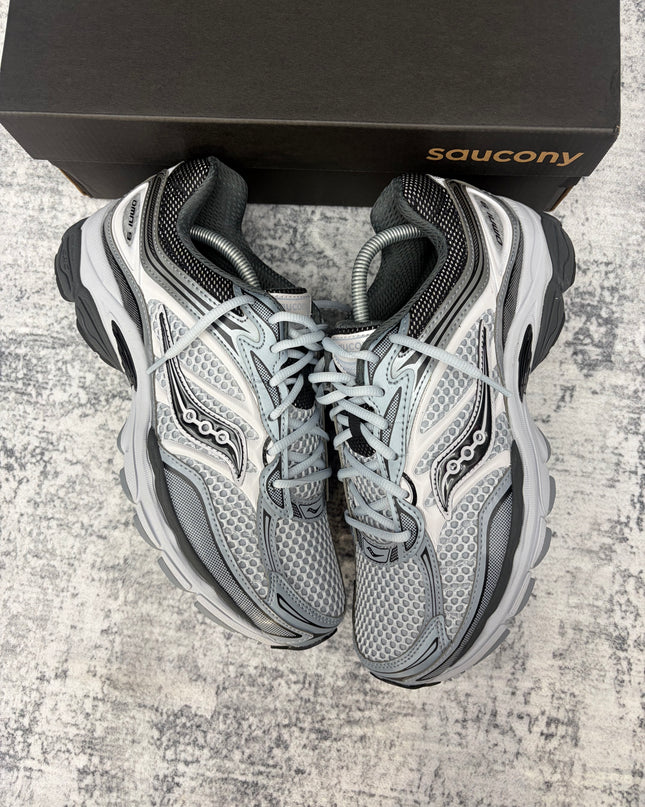Saucony Progrid Omni 9 - Microchip