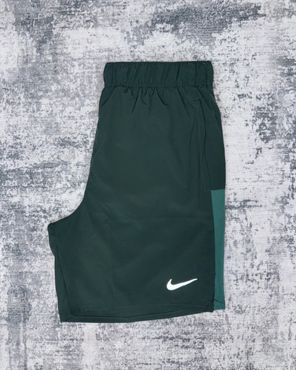 Nike Dri-Fit Challenger Shorts - Vintage Green