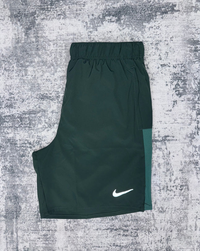 Nike Dri-Fit Challenger Shorts - Vintage Green