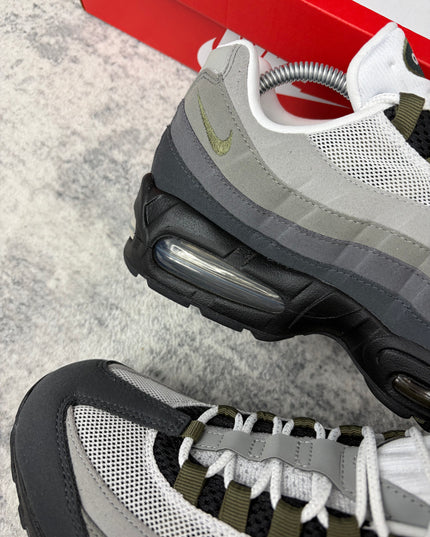 Nike Air Max 95 OG - Olive