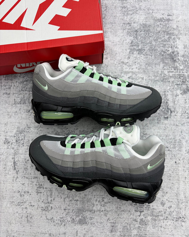 Nike Air Max 95 OG - Fresh Mint