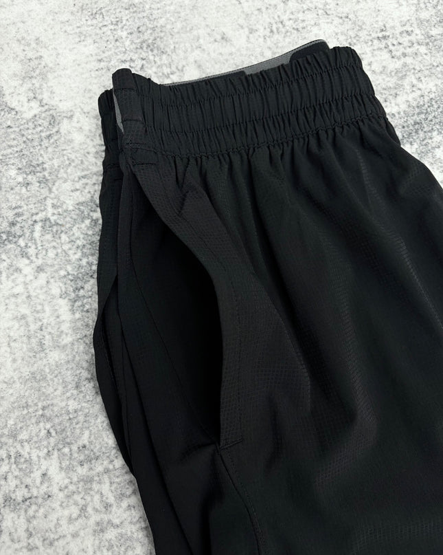 Under Armour Elevate Woven Shorts - Black