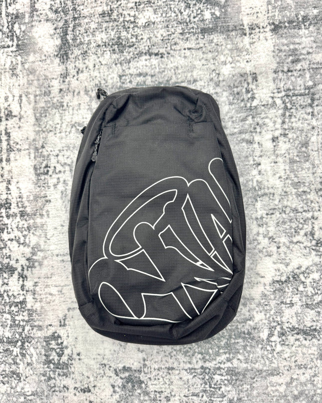 Syna World Sling Bag - Black