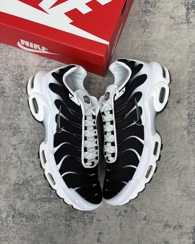 Pre Order: Nike Air Max TN Killer Whale