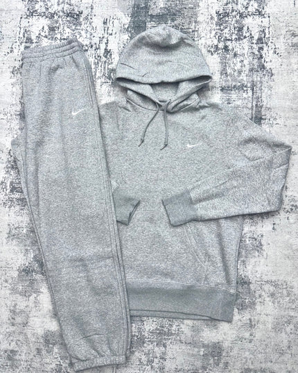 Nike Club Tracksuit - Grey