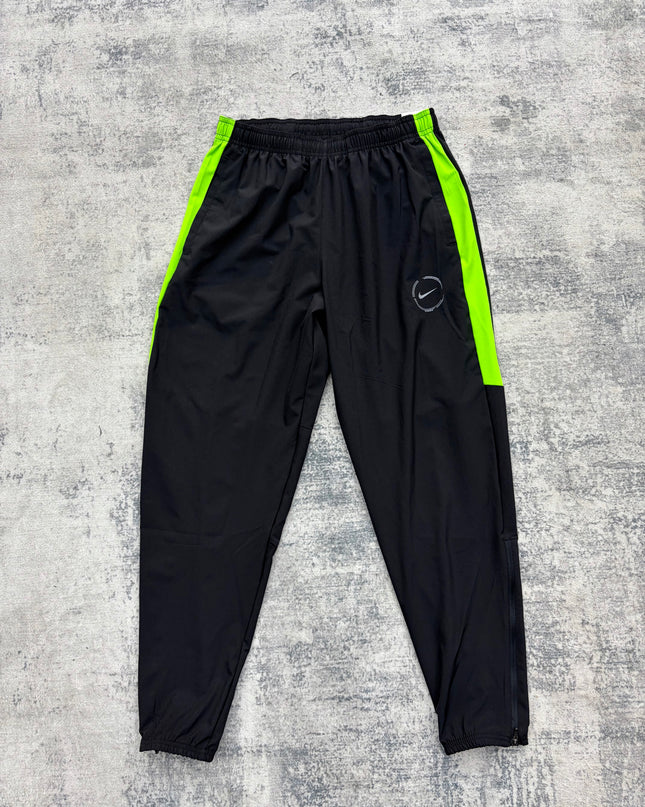Nike Graphic Tracksuit - Black/Green