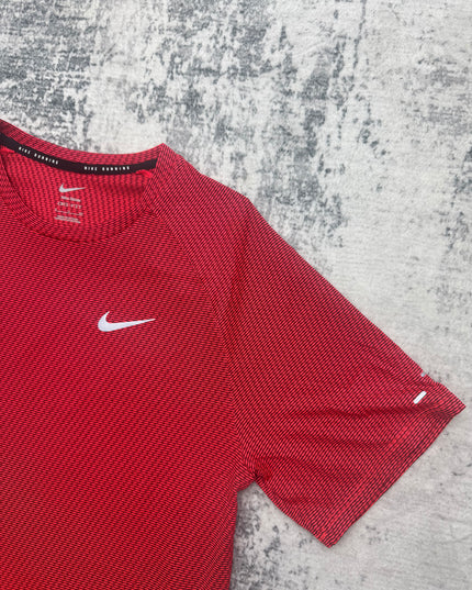 Nike Stride Tee - Red