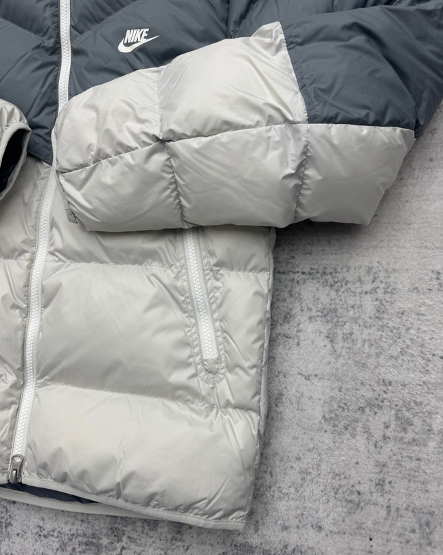 Nike Storm Puffer - White/Grey