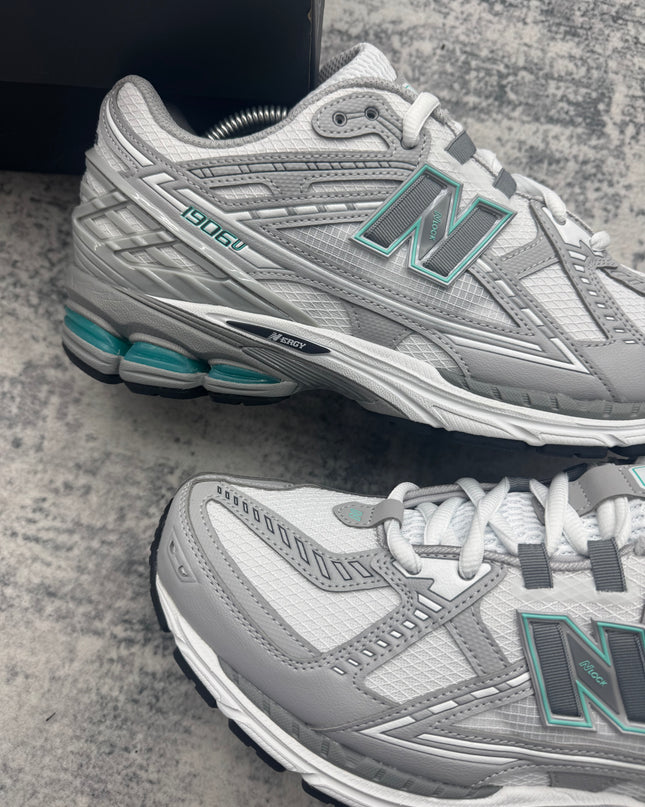 New Balance 1906U - Light Grey