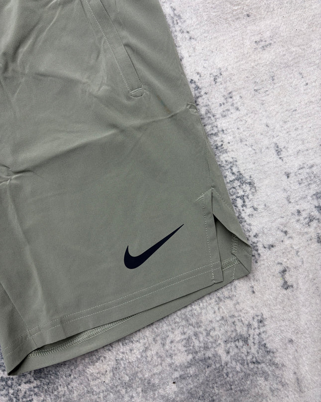 Nike Pro Vent Shorts - Sage