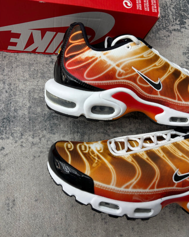 Nike Air Max TN Light Photography