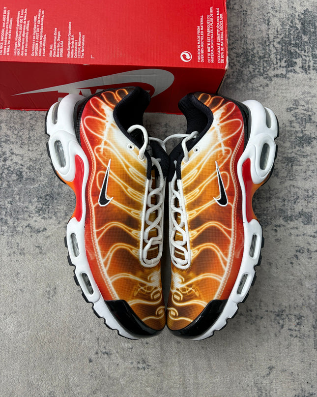 Nike Air Max TN Light Photography