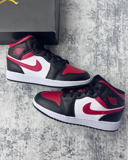 Air Jordan 1 Mid GS - Fire Red