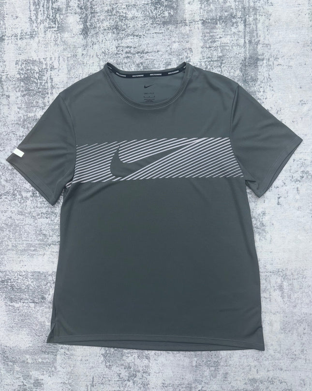 Nike Flash Miler Tee - Charcoal