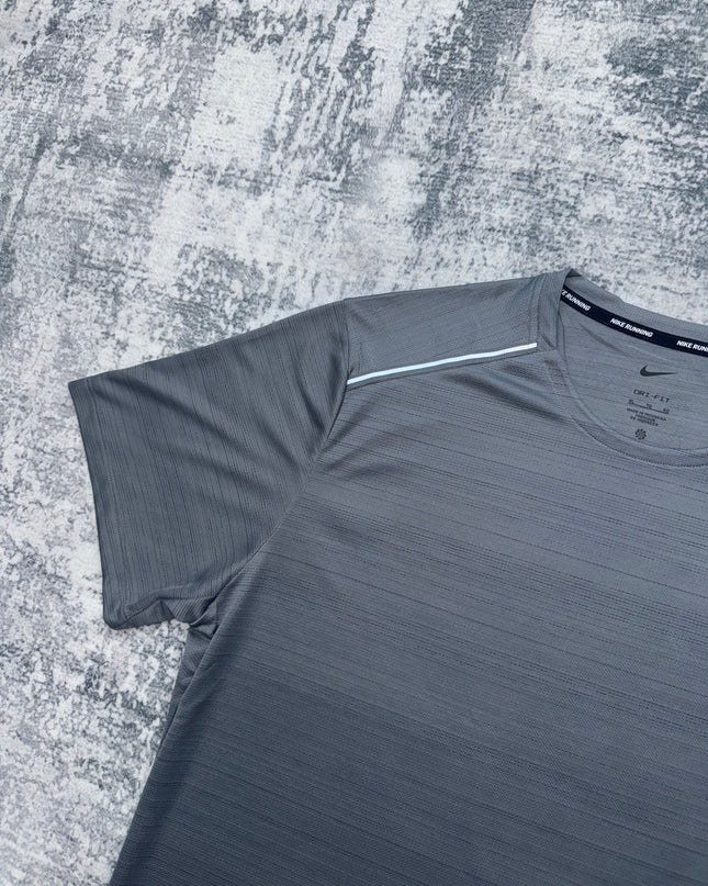 Nike 1.0 Miler Tee - Grey