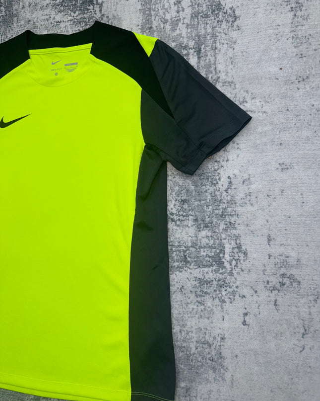 Nike Strike Tee - Volt