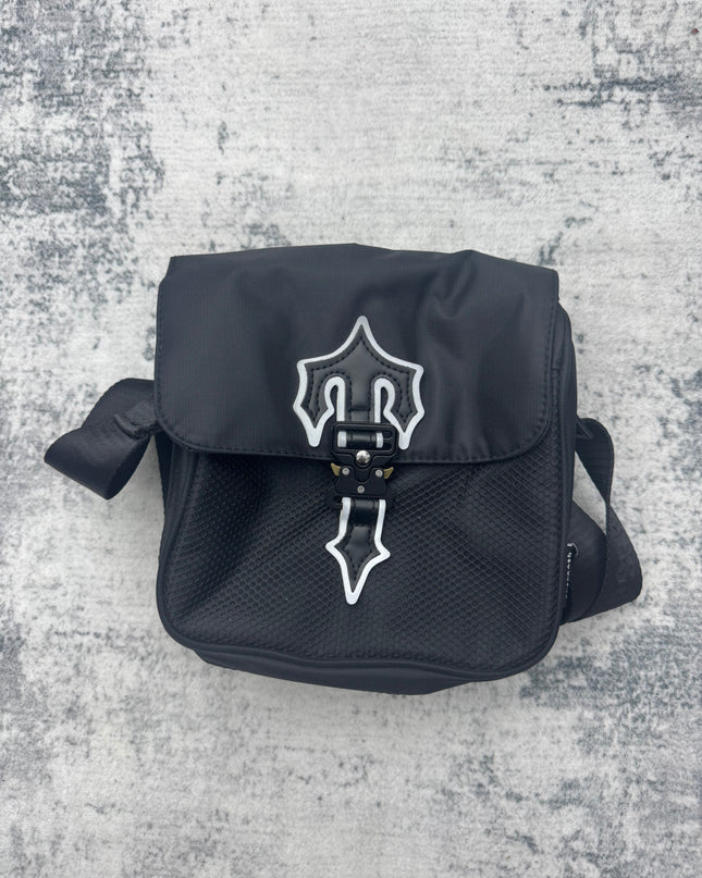 Trapstar Reflective Messenger Bag - Black